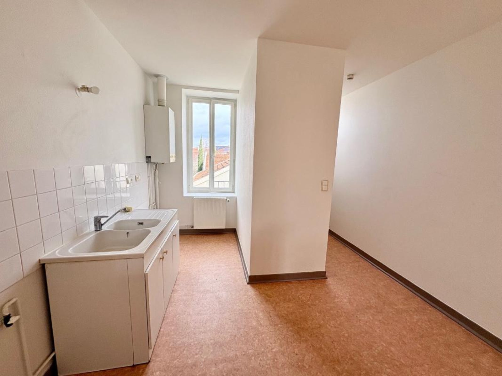 Flat Rue Charles Péguy in Roanne