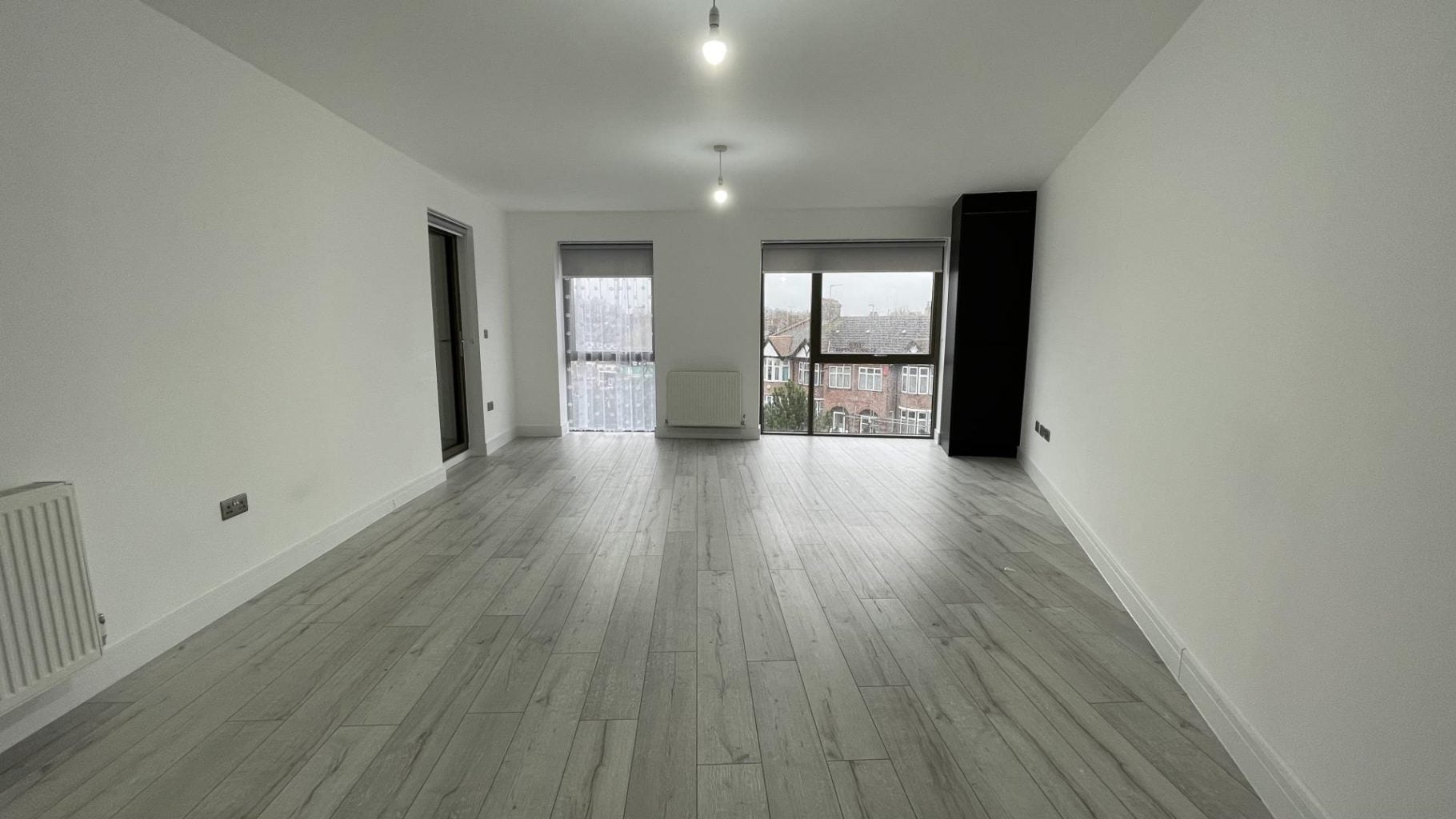 Flat Tanner Street in Greater London
