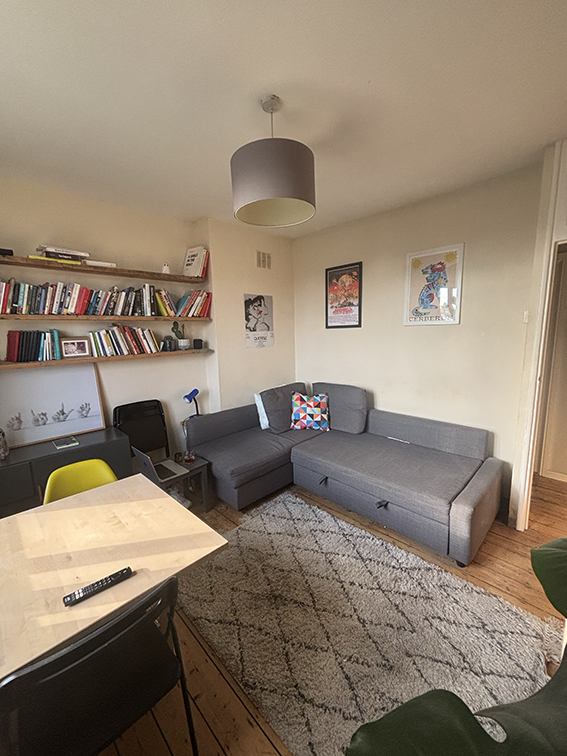 Room Temple Street in Greater London