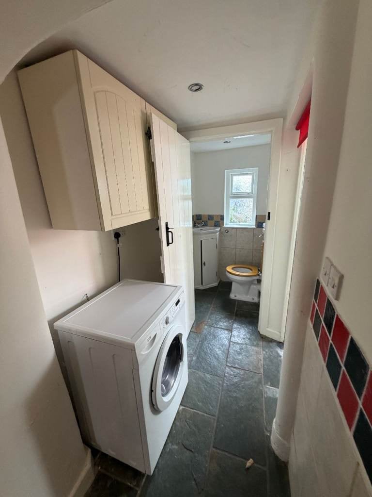 House Hook Close in Monmouth