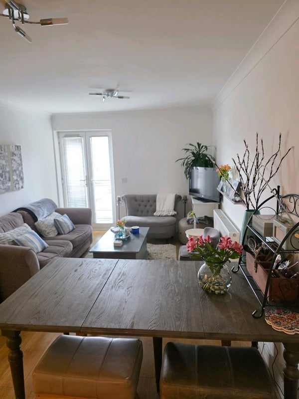 Room Oldfield Road in Maidenhead