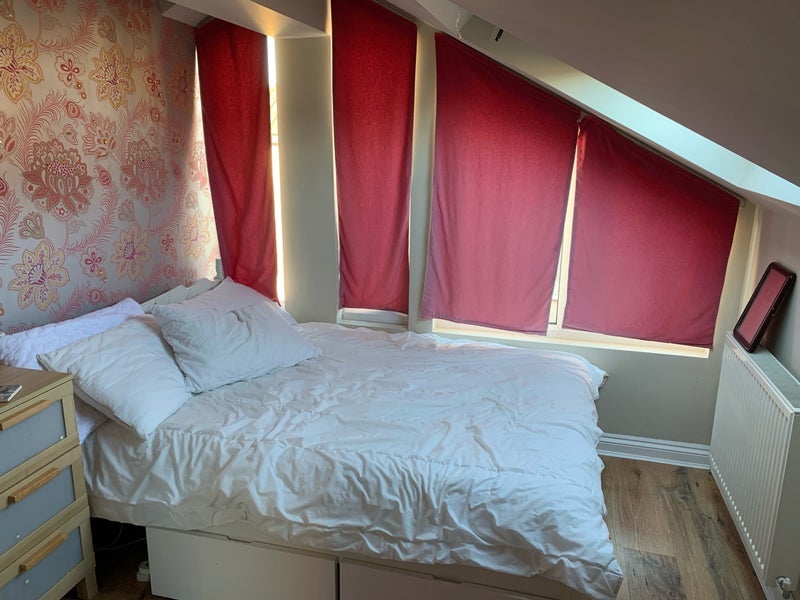 Room Belmont Road in Bristol