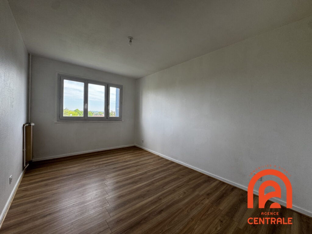 Appartement Rue Coste Et Bellonte à Meyzieu