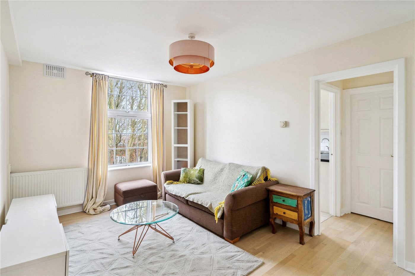 Flat Streatham Hill in Greater London