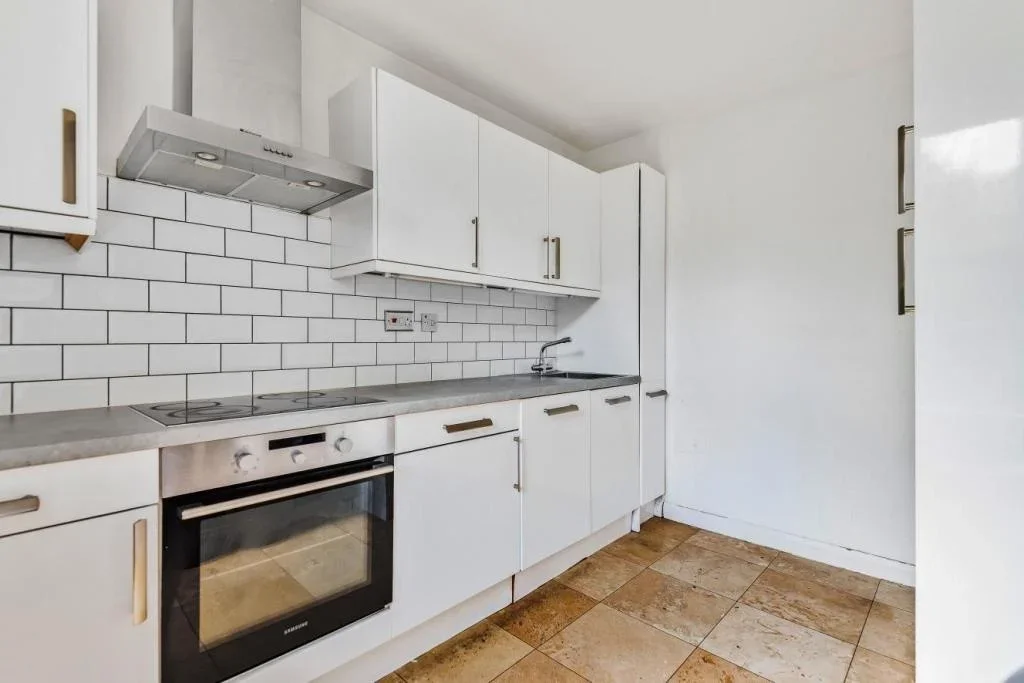 Flat Sullivan Close in Greater London