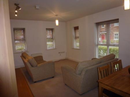 Flat Holywell Drive in Warrington