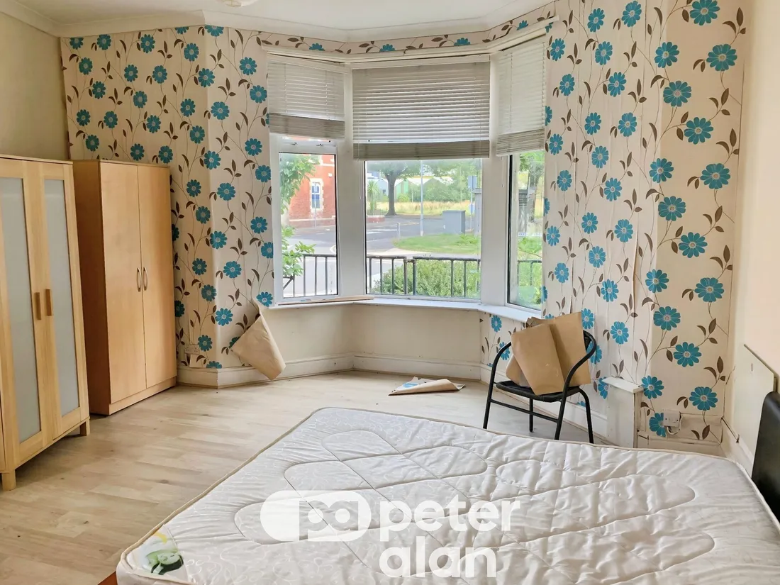 Flat Taff Embankment in Cardiff
