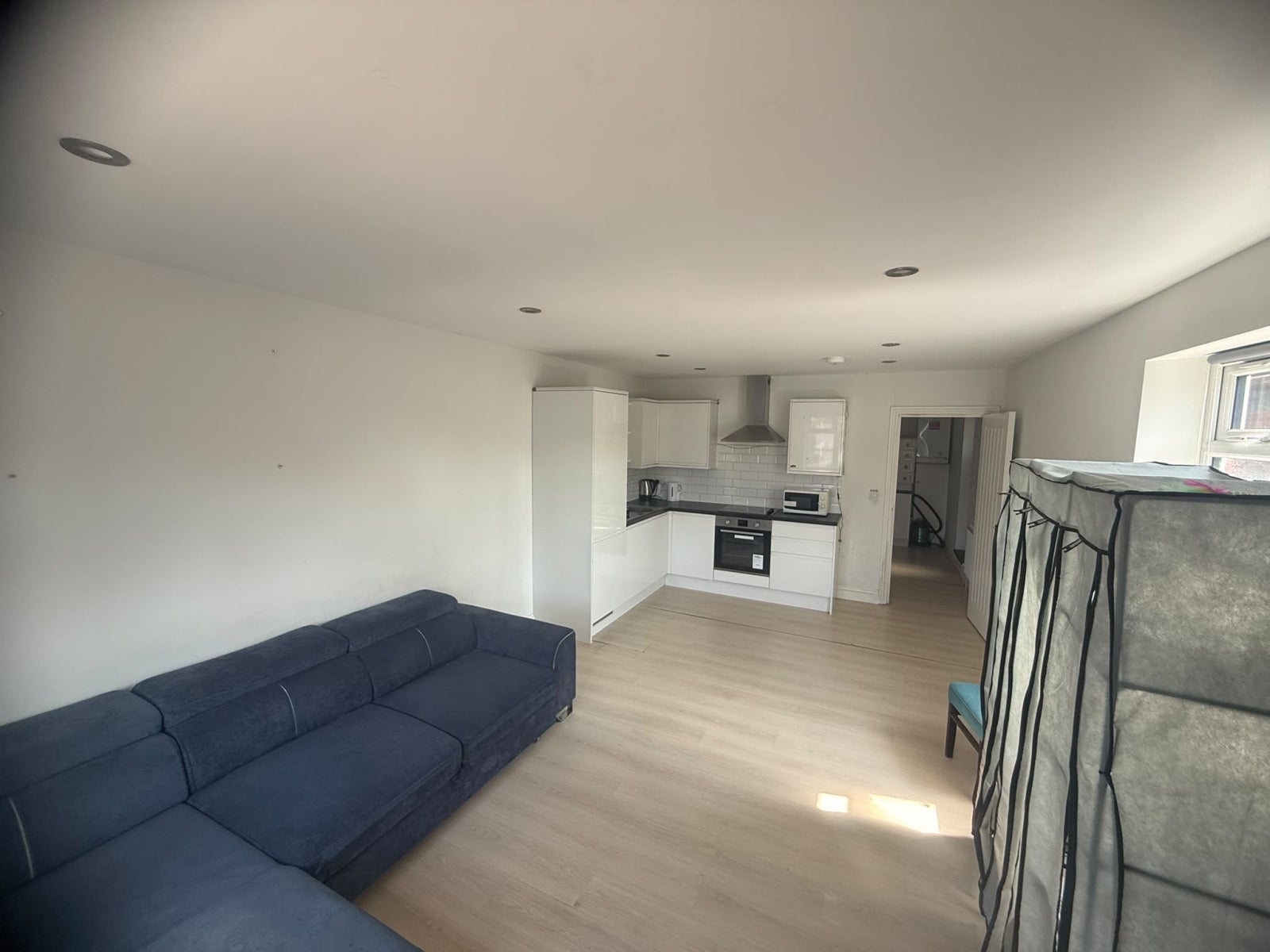 Flat Marco Drive in London