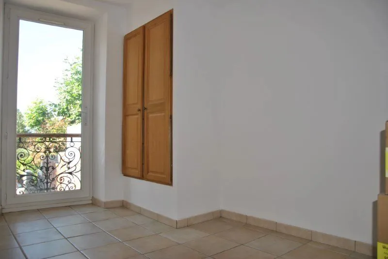 Flat Allée de Vaugrenier in Le Muy