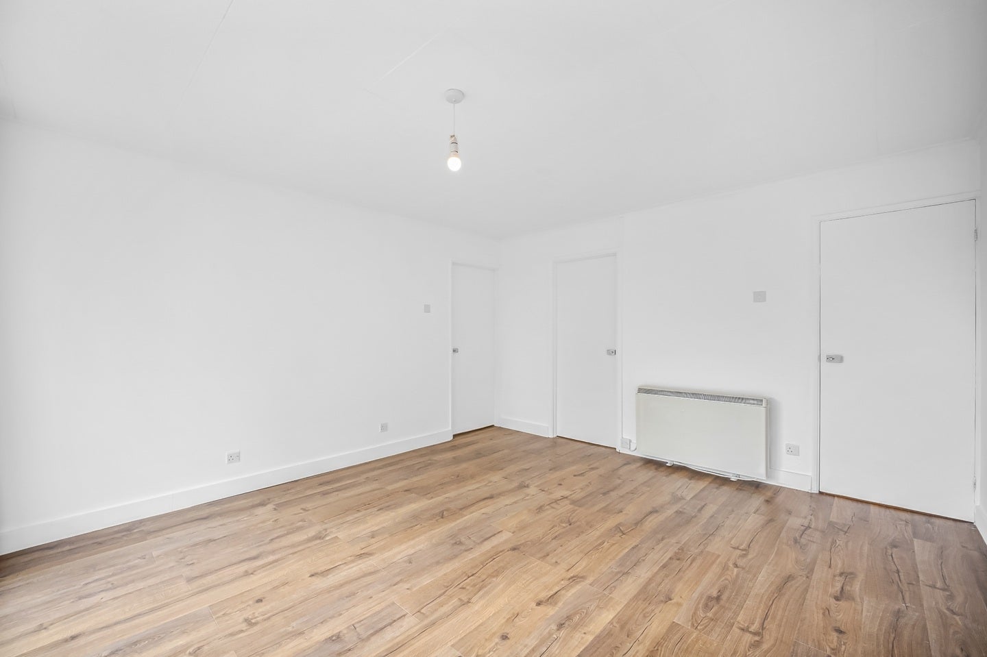Flat Bromley Road in Greater London