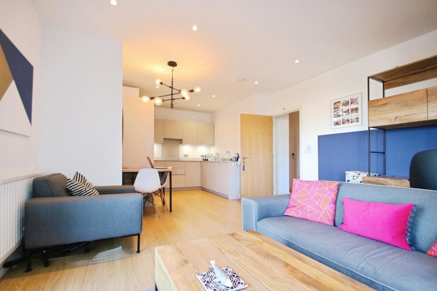 Flat Oaks Road in Greater London