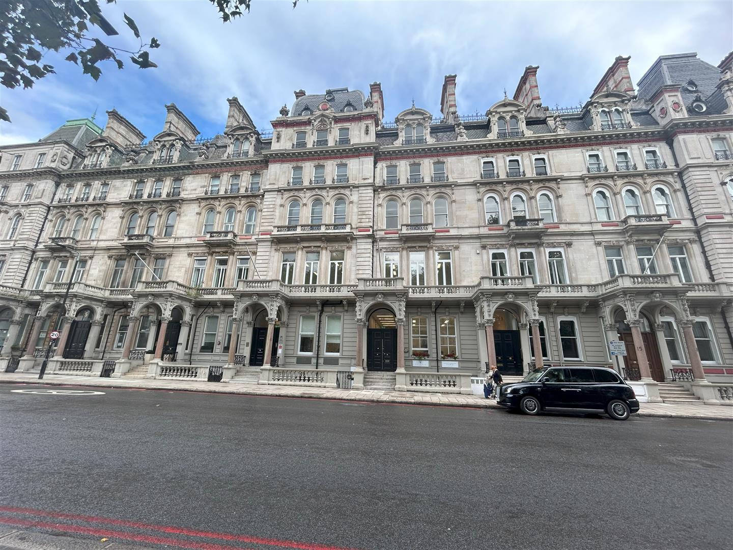 House Grosvenor Gardens in City of Westminster
