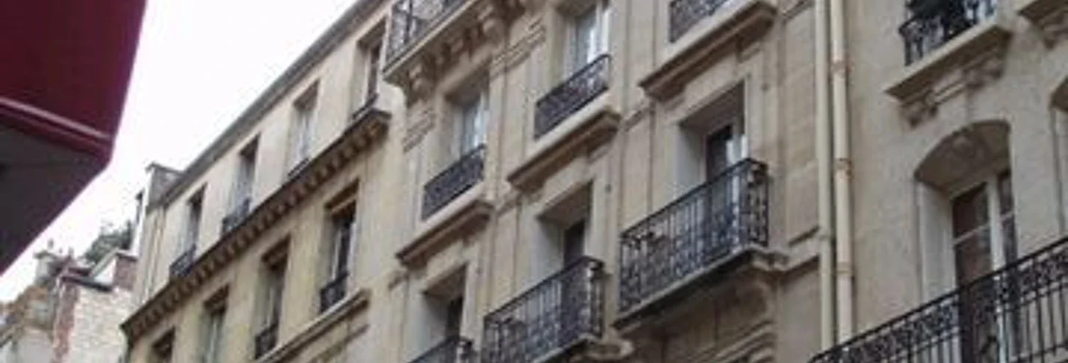 Chambre Rue des Belles Feuilles à Paris