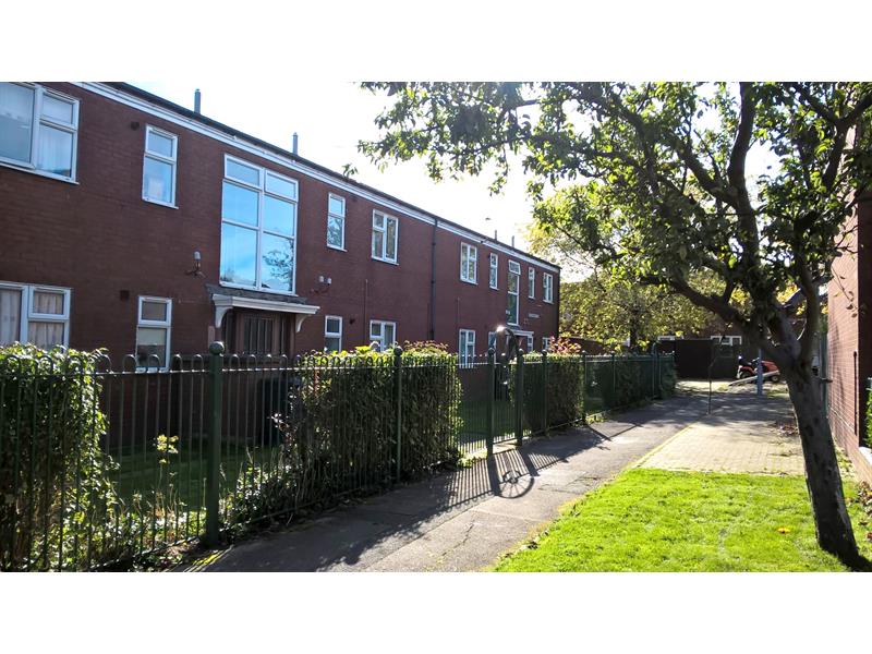 Flat Darren Street in Bradford