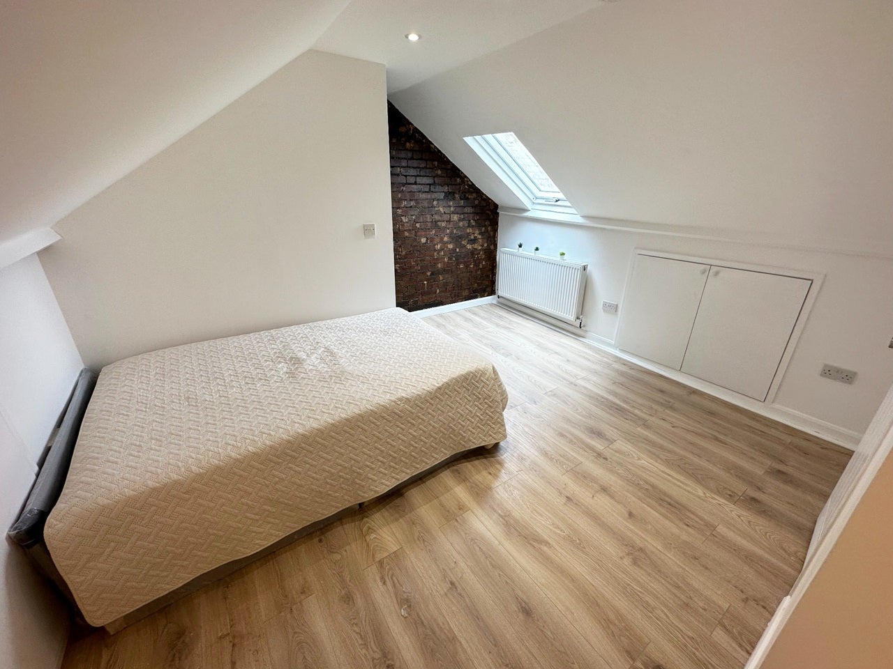 House Willow Vale in Greater London