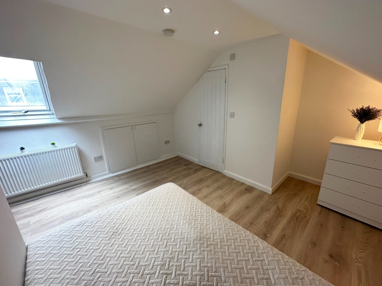 House Willow Vale in Greater London