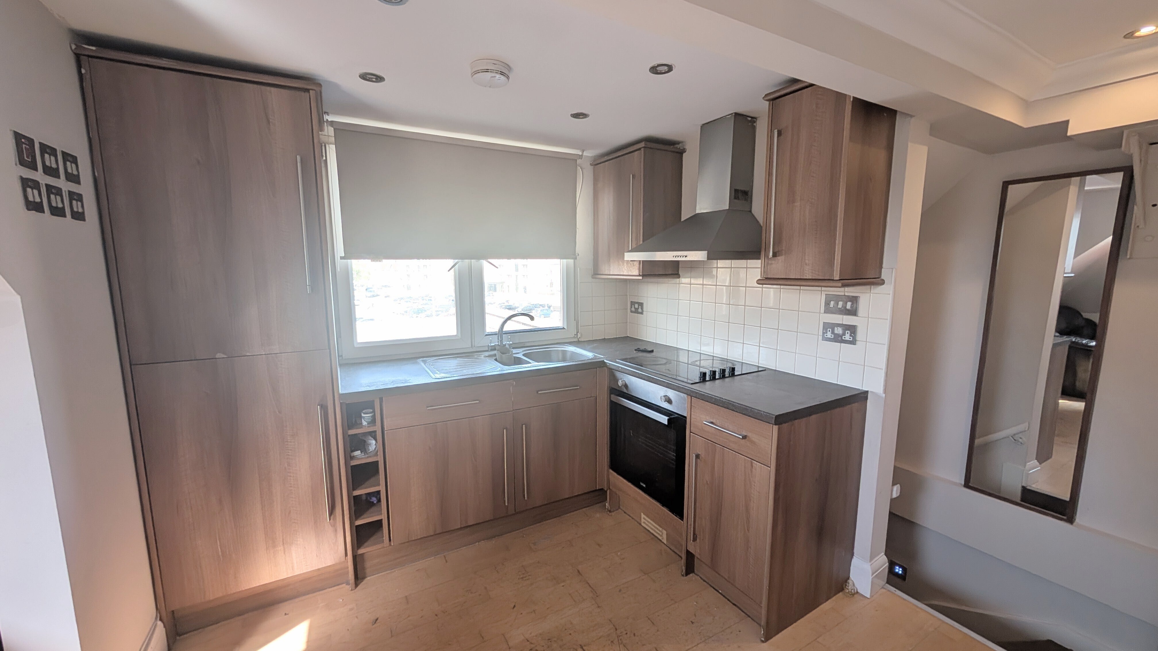 Flat Sheepcote Road in Greater London