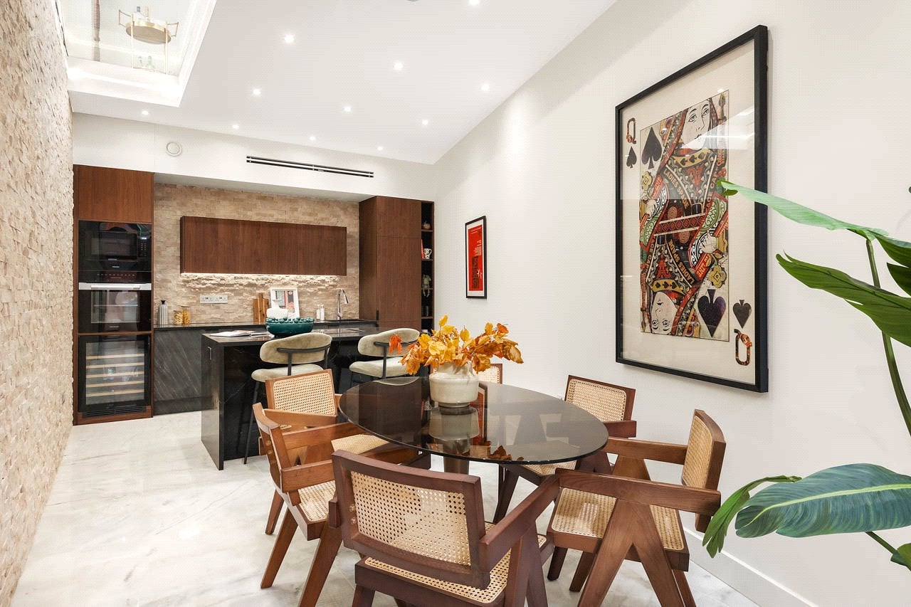House Lexham Mews in Greater London