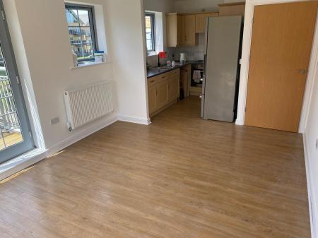 Flat Esparto Way in Sevenoaks
