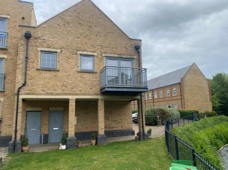 Flat Esparto Way in Sevenoaks