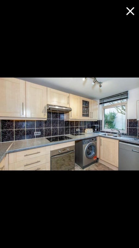 Room Windsor Road in Slough