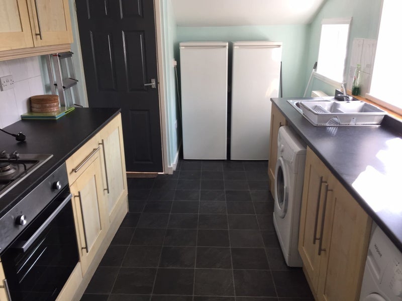 Room Sackville Road in Newcastle upon Tyne