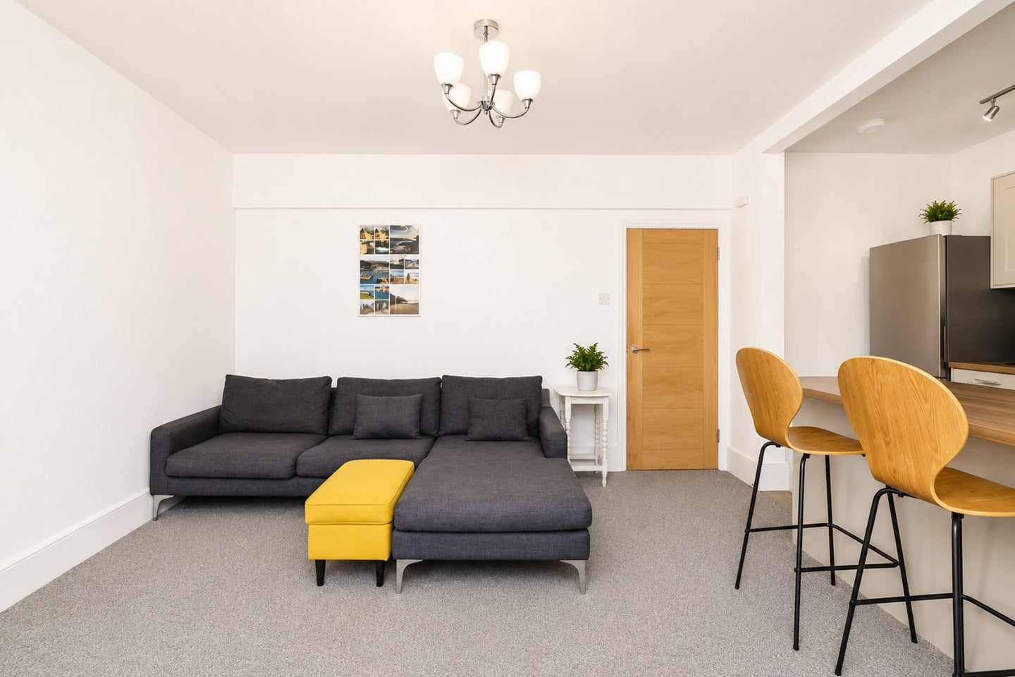 Flat Hackford Road in Greater London