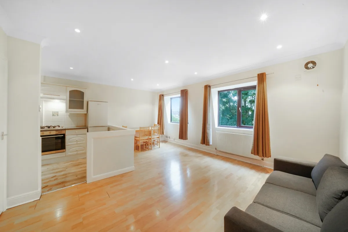Flat Fonthill Road in Greater London