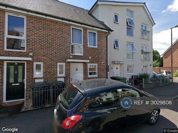 House Charlbury Lane in Basingstoke and Deane