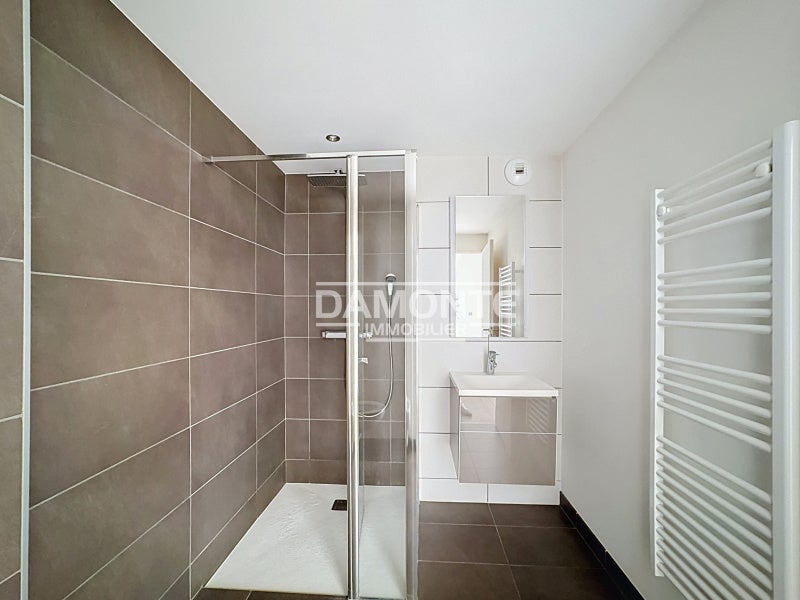 Flat Rue Paillot de Montabert in Troyes