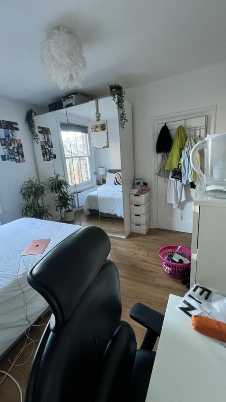 Room Second Avenue in Greater London