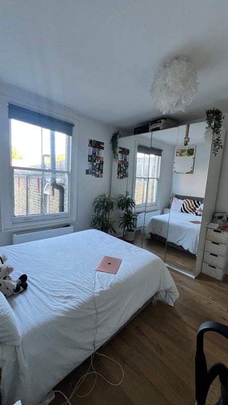Room Second Avenue in Greater London