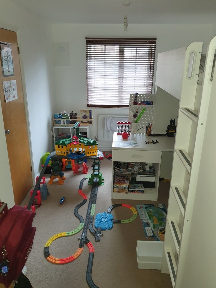 Flat Waterside Close in Greater London