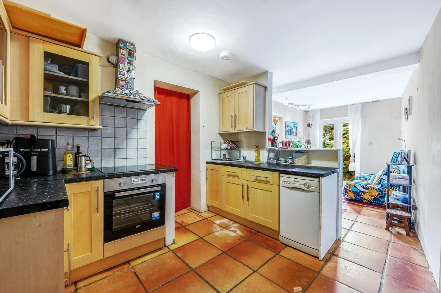 Flat Churchfield Road in Greater London