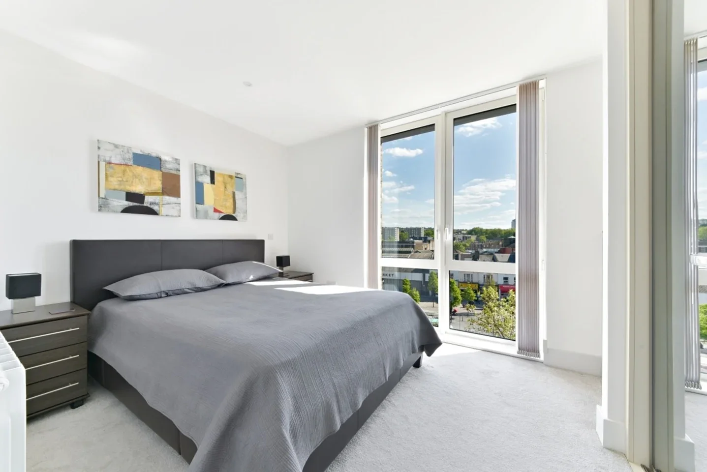 Flat Plumstead Road in Greater London