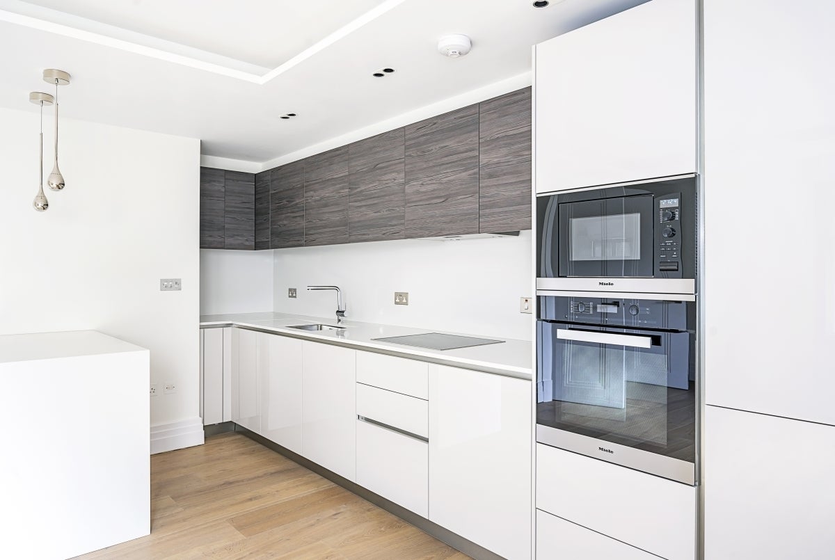 Flat Kensington Gardens Square in City of Westminster