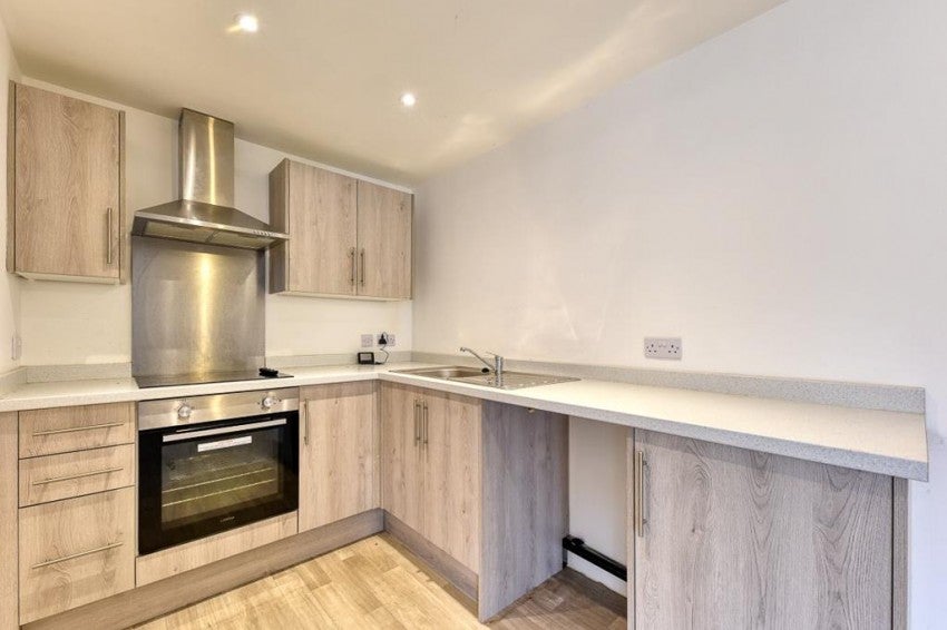 Flat Standhill Road in Nottingham