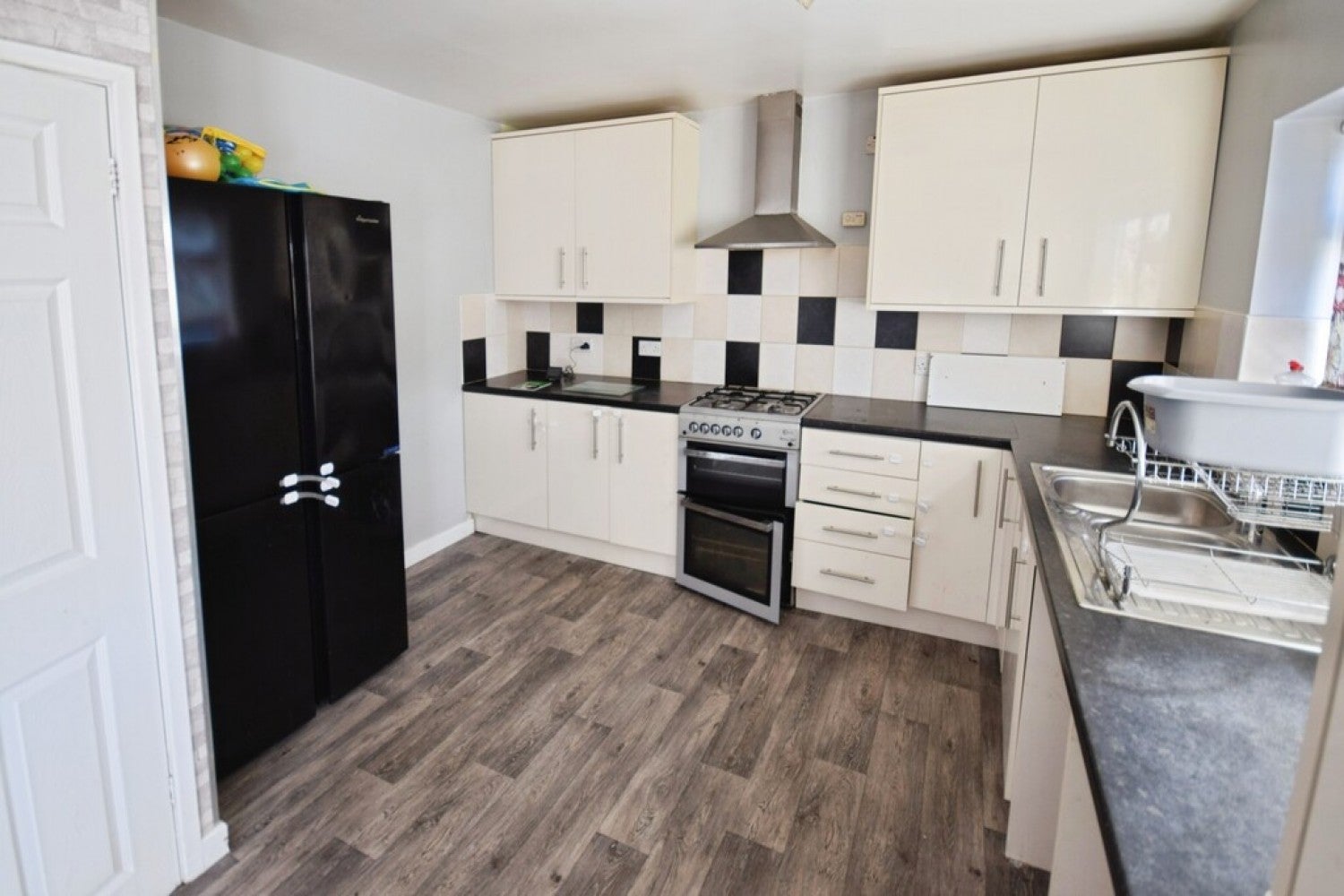 House Glenfield Way in Stoke-on-Trent