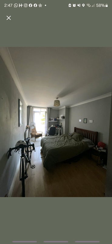 Flat Falmouth Road in Greater London