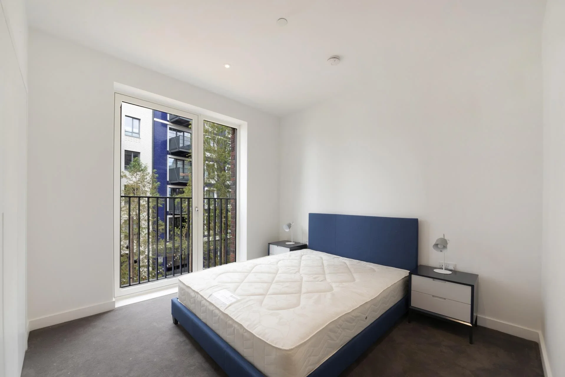 Flat Orchard Place in Greater London