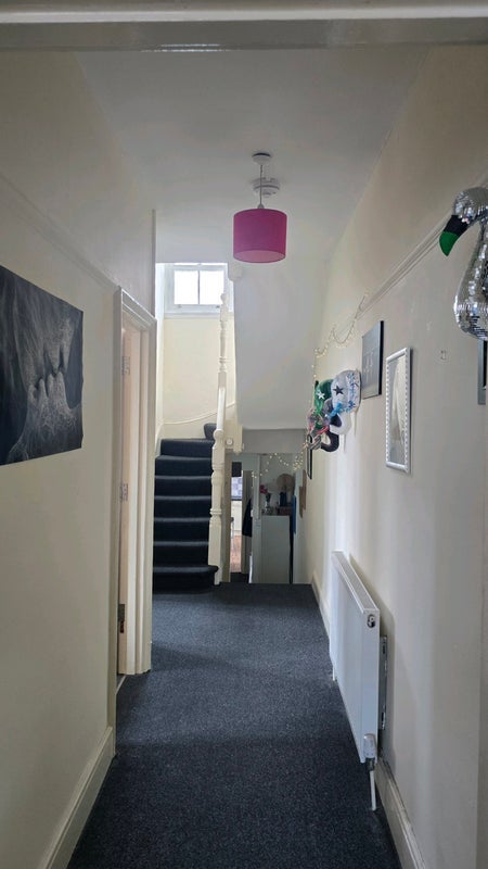 Room Norfolk House Road in Greater London
