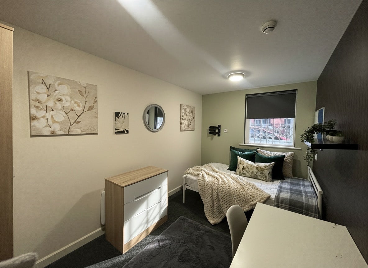 Room Forster Street in Nottingham