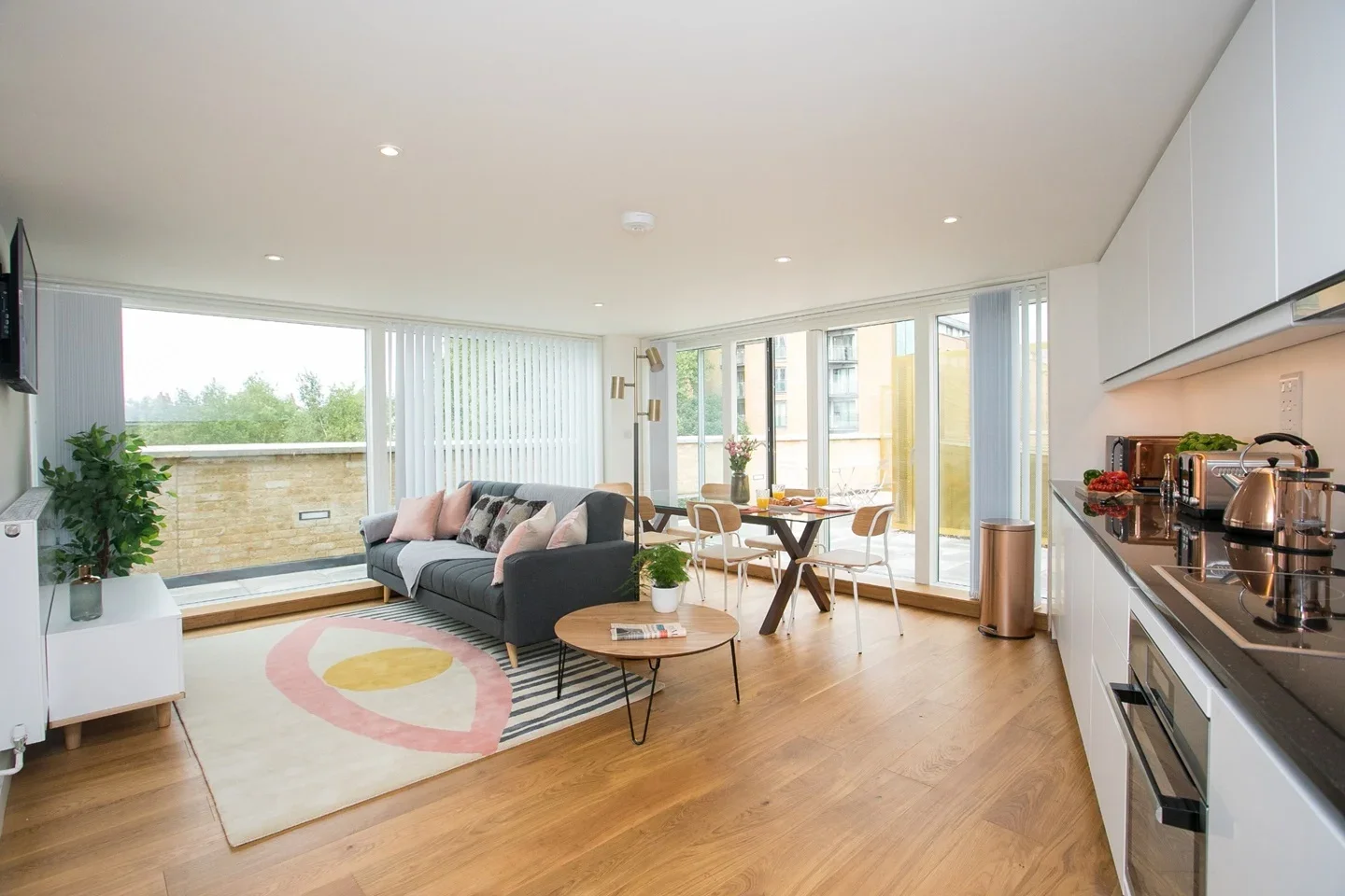 Room Goswell Road in Greater London