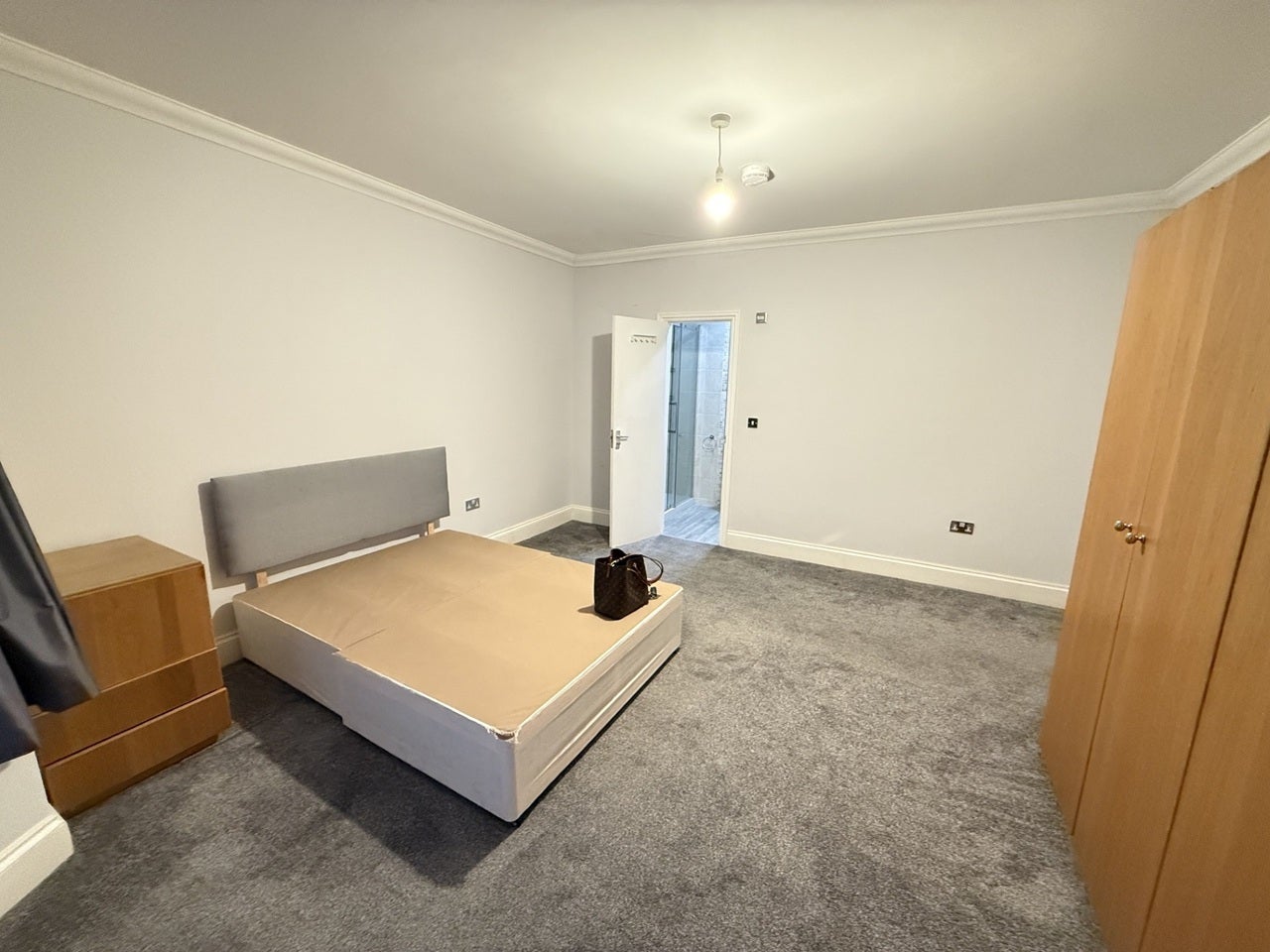 Room Oakington Avenue in Greater London
