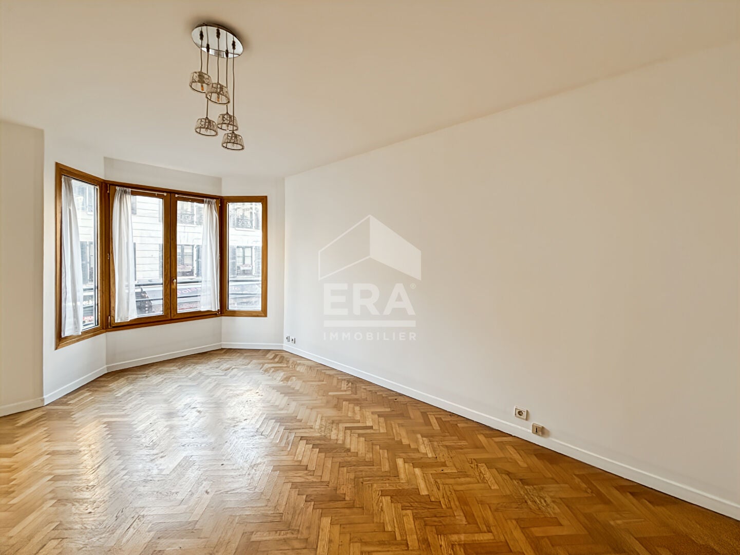 Flat Rue de la Pompe in Paris