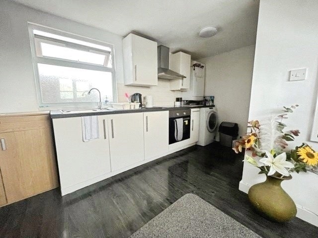 Flat Chesterfield Road in Borough of Spelthorne