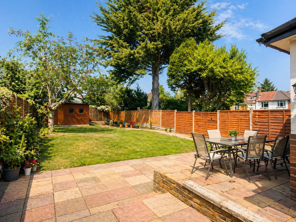 House Athol Way in Greater London