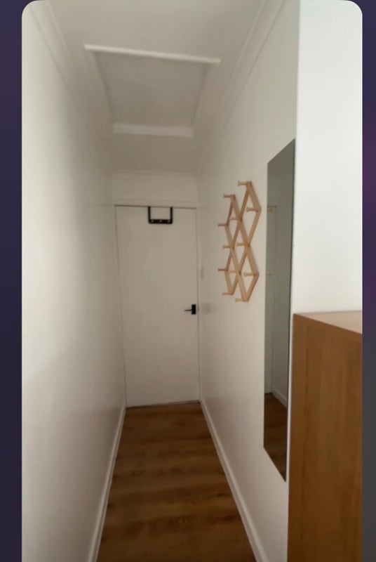 Room Deansway in Leeds