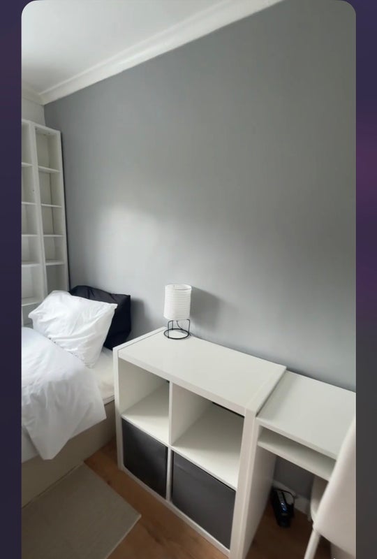 Room Deansway in Leeds