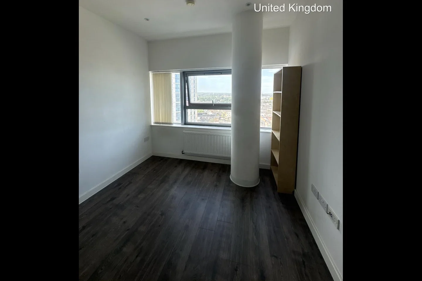 Flat Wellesley Road in Greater London